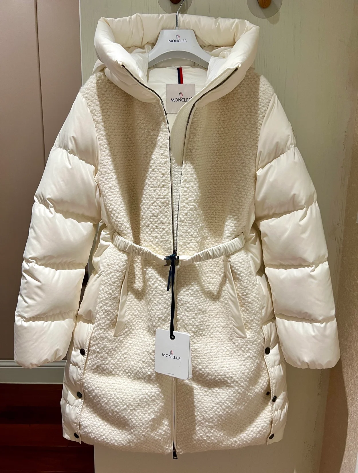 몽클레어 케일 테크 롱 다운 자켓