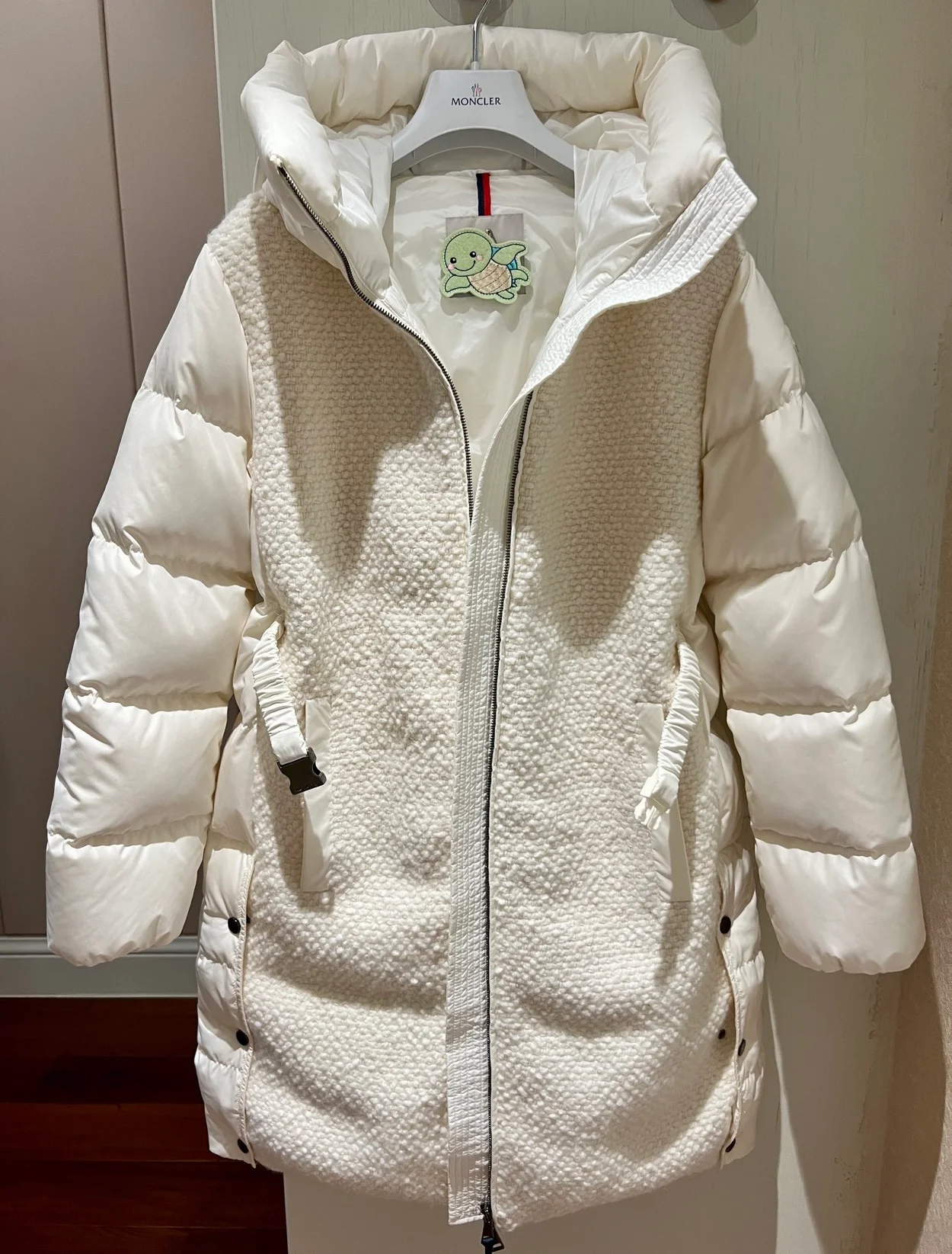 몽클레어 케일 테크 롱 다운 자켓