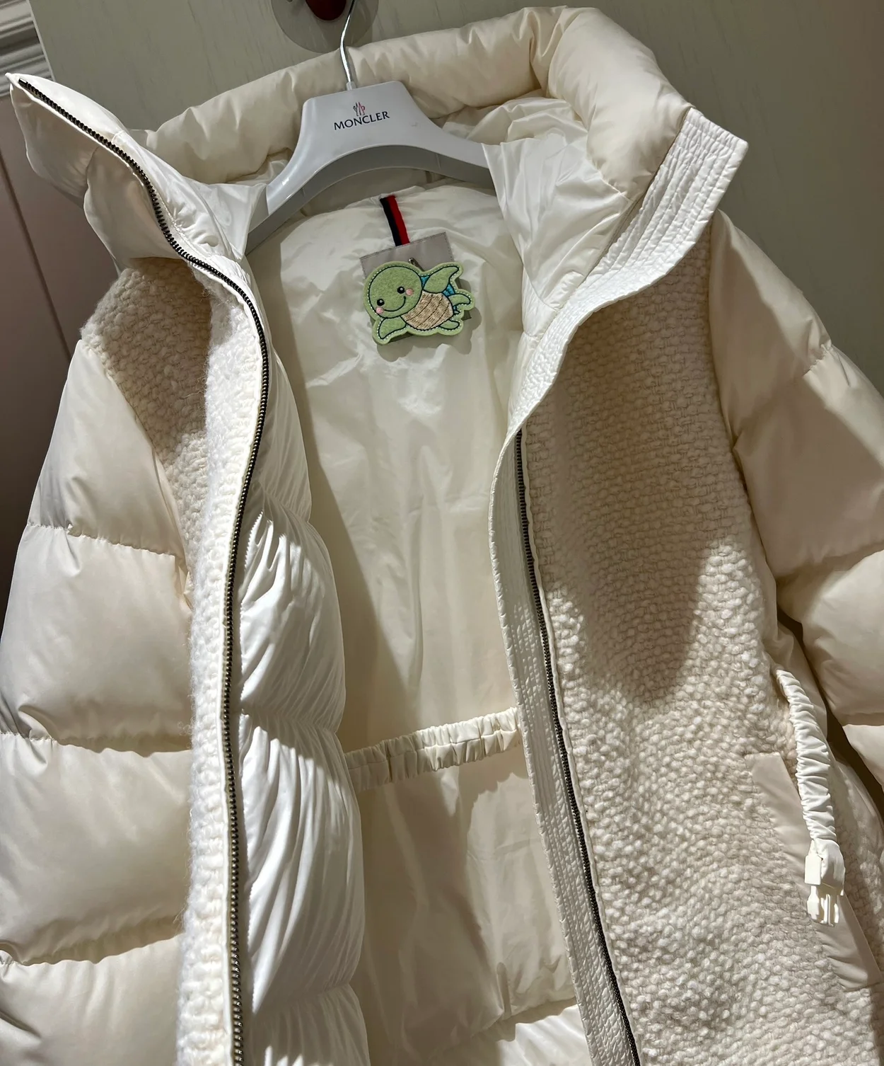 몽클레어 케일 테크 롱 다운 자켓