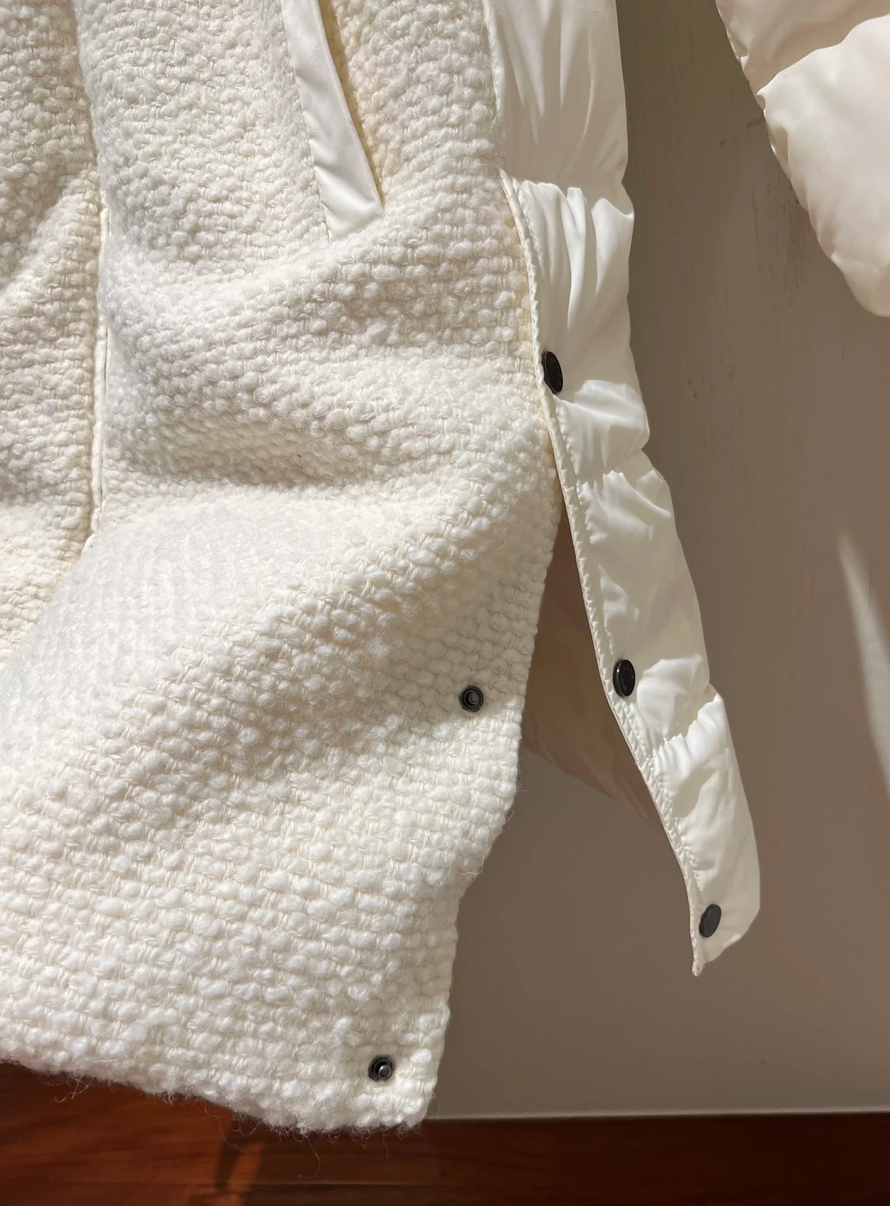 몽클레어 케일 테크 롱 다운 자켓