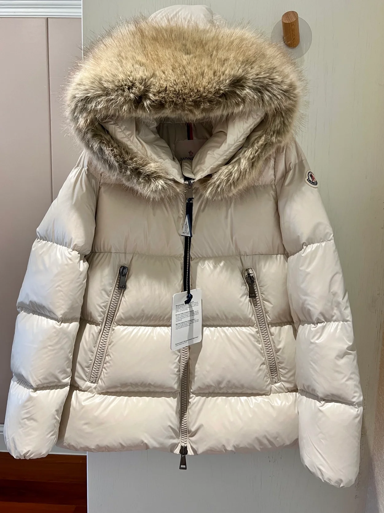 몽클레어 라치에 후드 다운 자켓