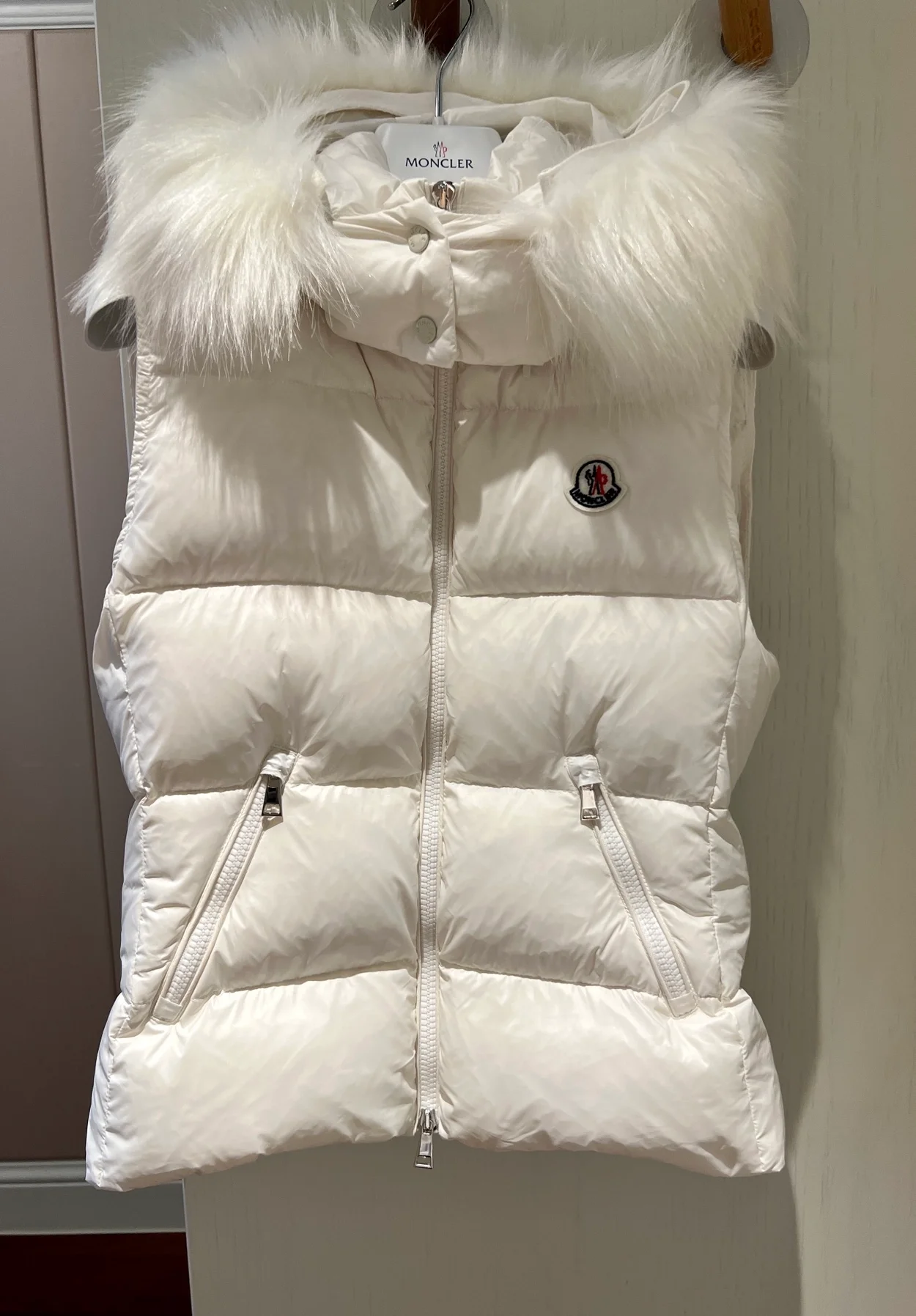 몽클레어 갈리뉴 다운 패딩 조끼 화이트