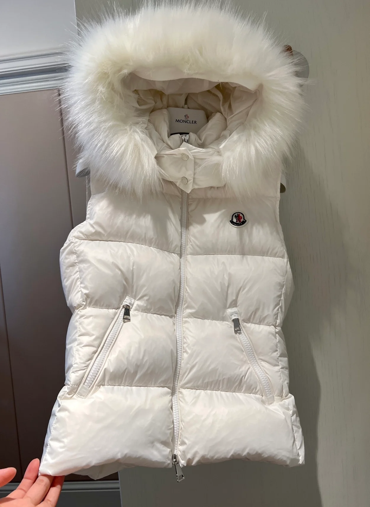 몽클레어 갈리뉴 다운 패딩 조끼 화이트