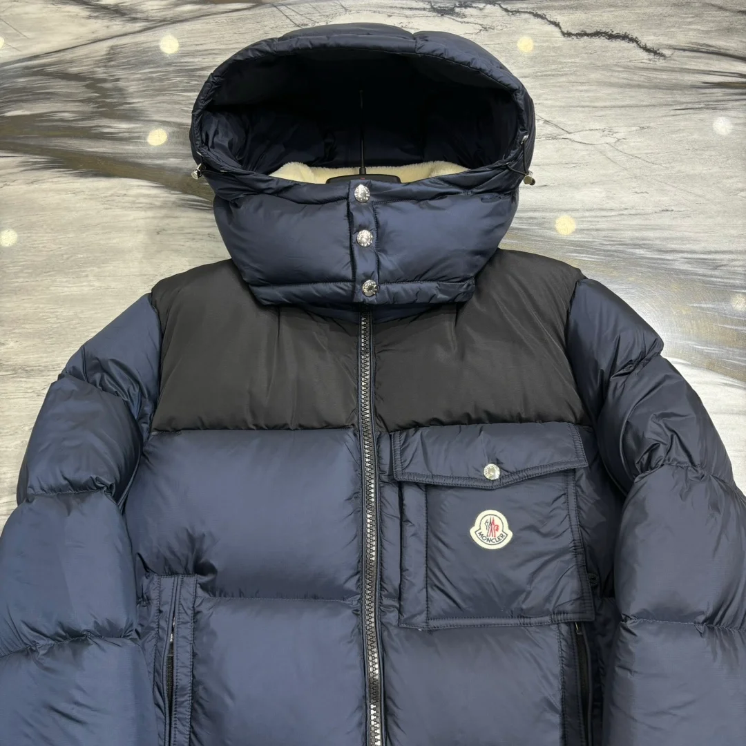 몽클레어 바유다 쇼트 다운 자켓