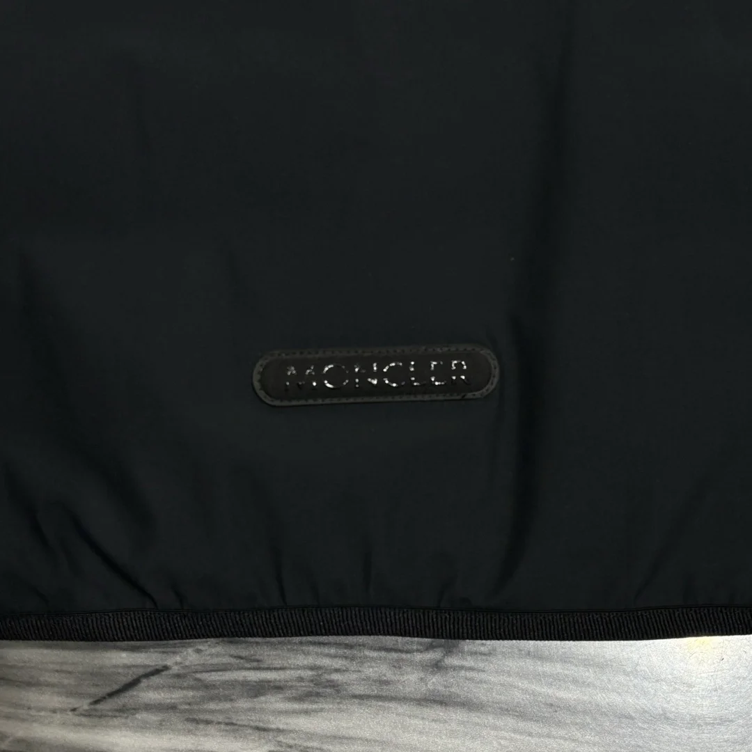 몽클레어 Foreant 다운 패딩 자켓