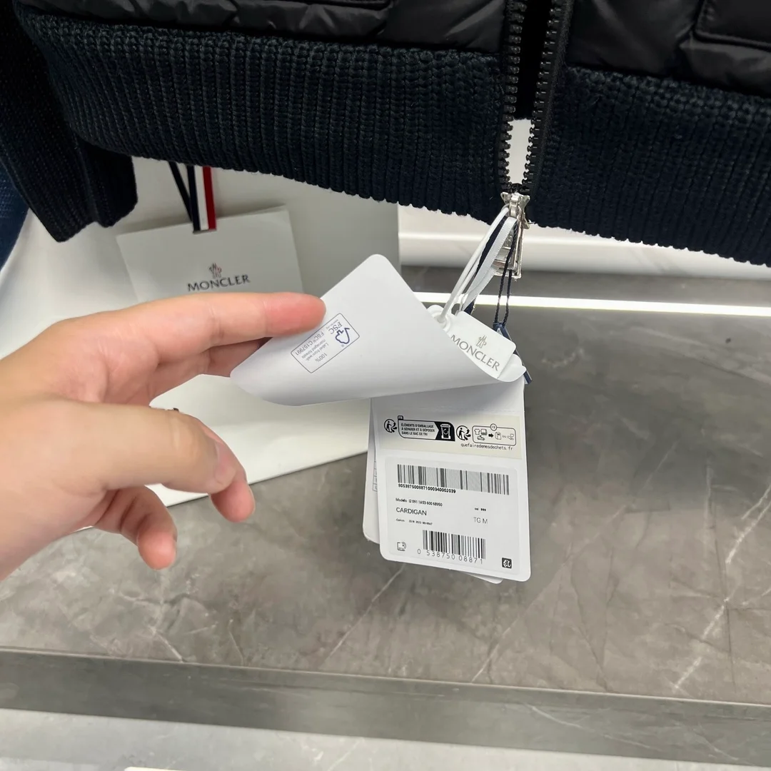 몽클레어 패딩 울 가디건 블랙