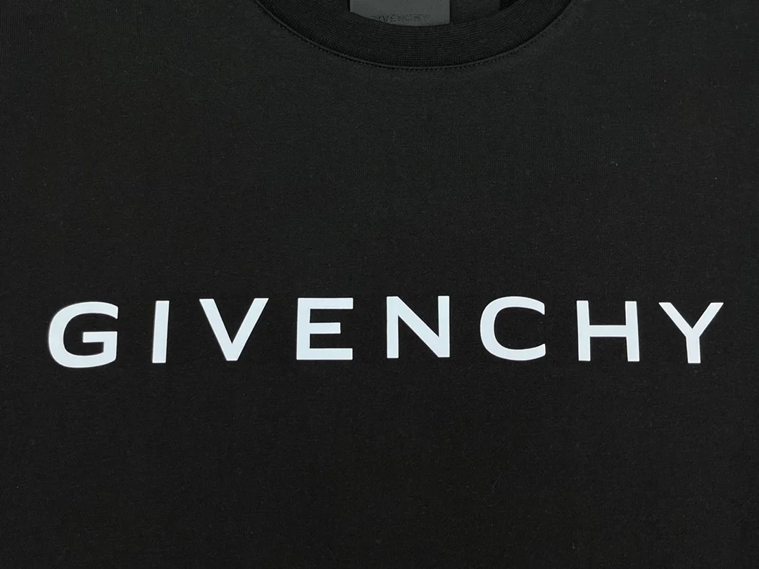 지방시 맨투맨 슬림 핏 스웨트셔츠 블랙