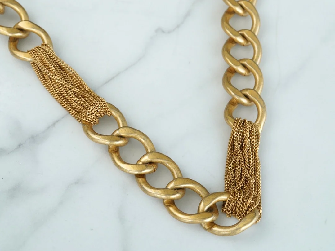 샤넬 블랙 레더 CC 로고 크로스백