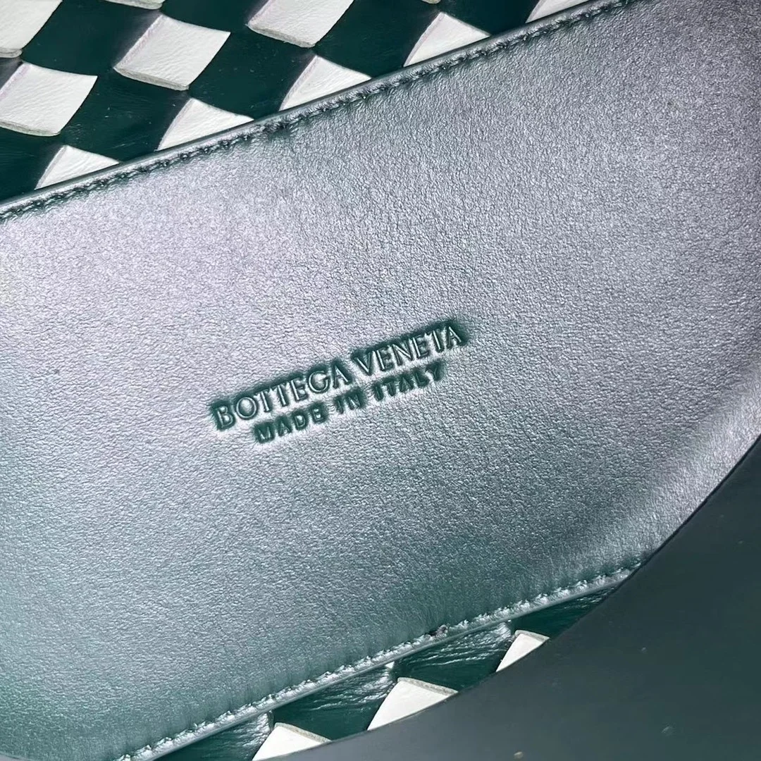 보테가 베네타 스몰 안디아모 백