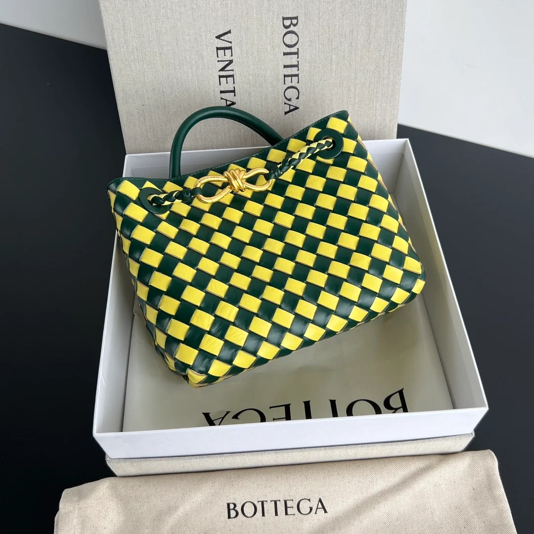 보테가 베네타 스몰 안디아모 백