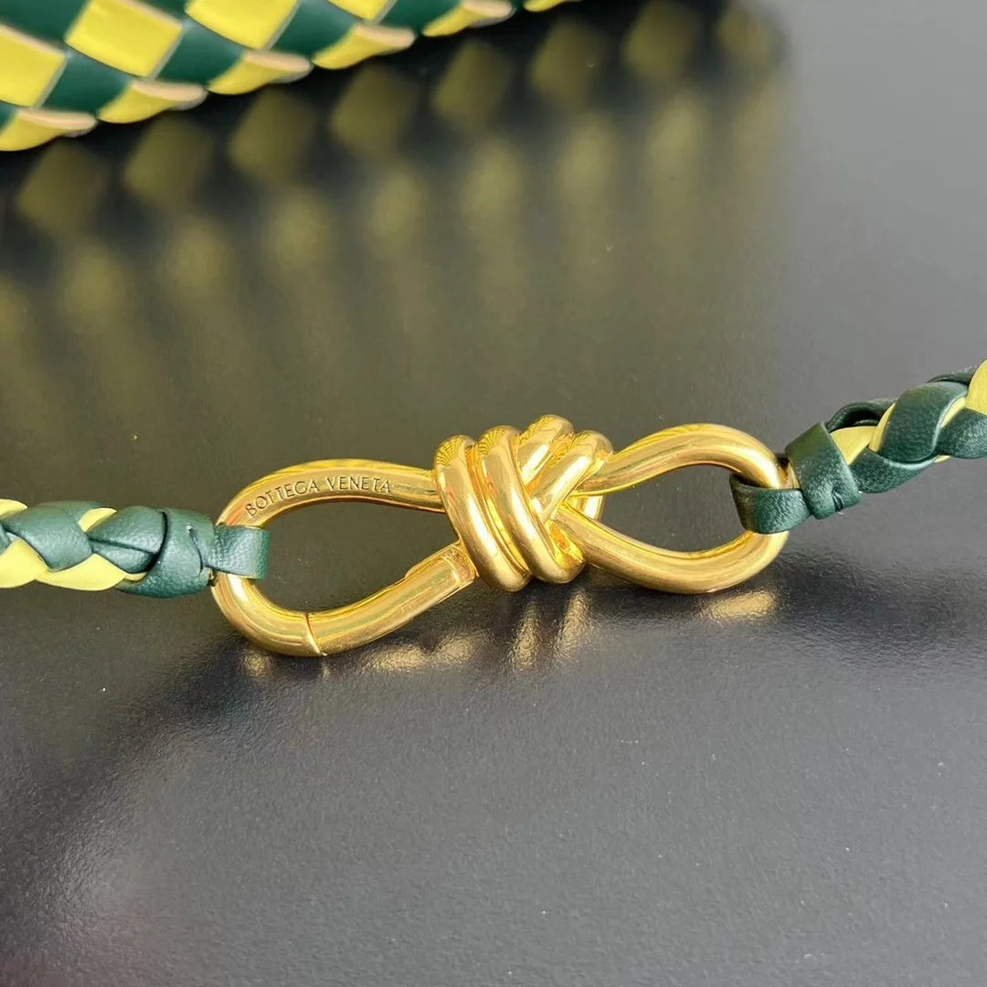 보테가 베네타 스몰 안디아모 백