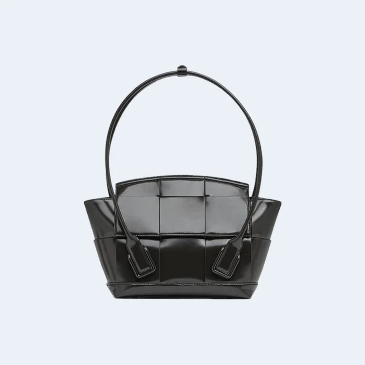 보테가 베네타 아르코 토트백 블랙