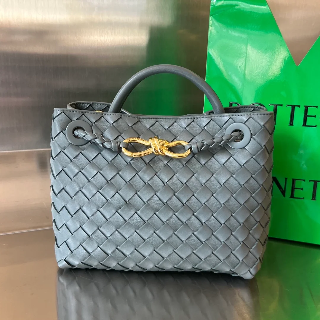 보테가 베네타 스몰 안디아모 백 아게이트 그레이