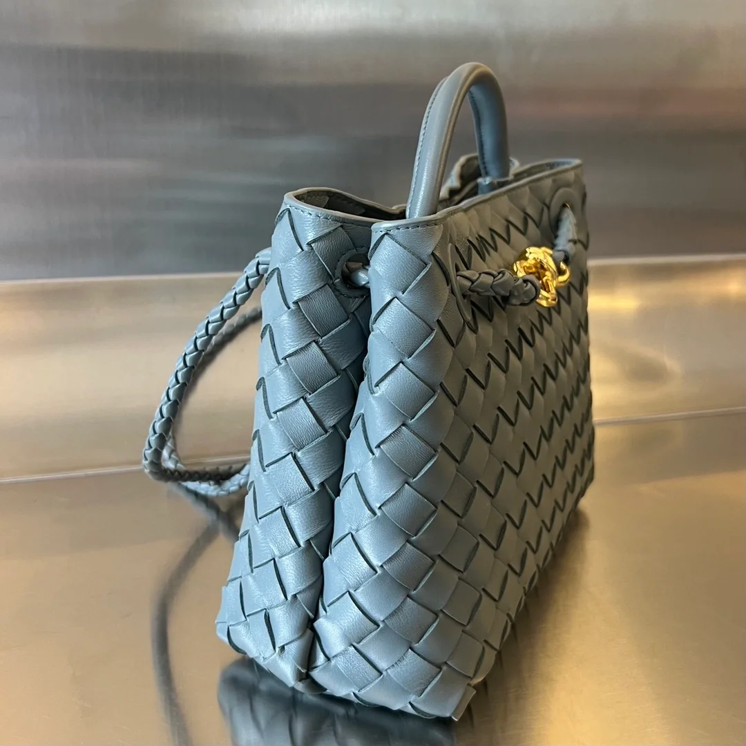 보테가 베네타 스몰 안디아모 백 아게이트 그레이