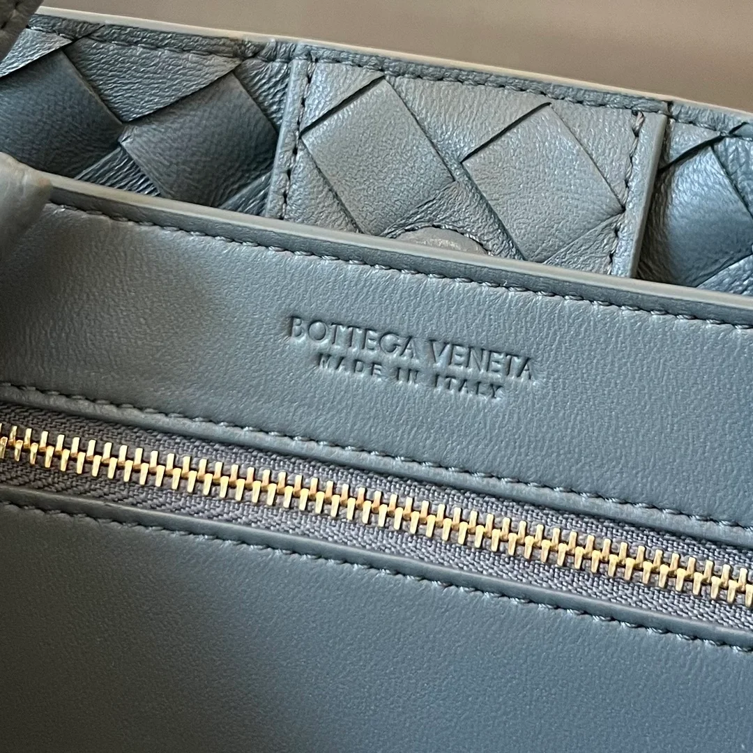 보테가 베네타 스몰 안디아모 백 아게이트 그레이