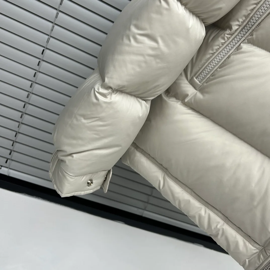 몽클레어 포이리에 쇼트 다운 자켓