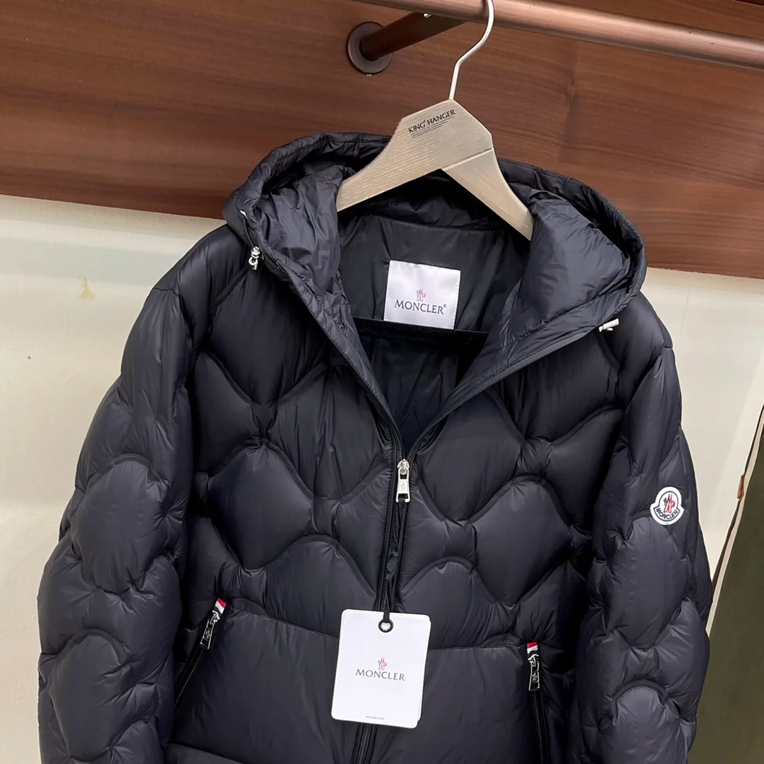 몽클레어 소울리어 쇼트 다운 재킷