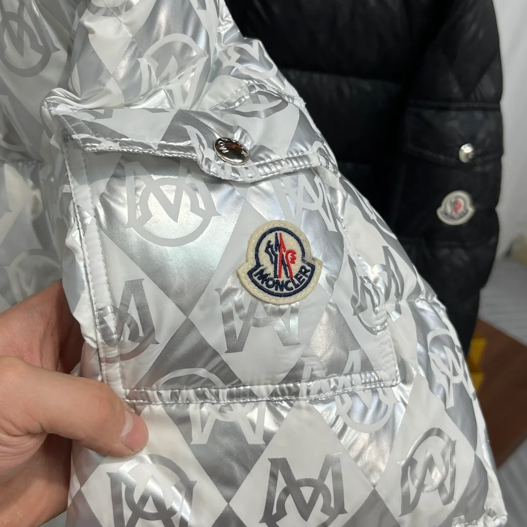 몽클레어 보르네 다운 자켓