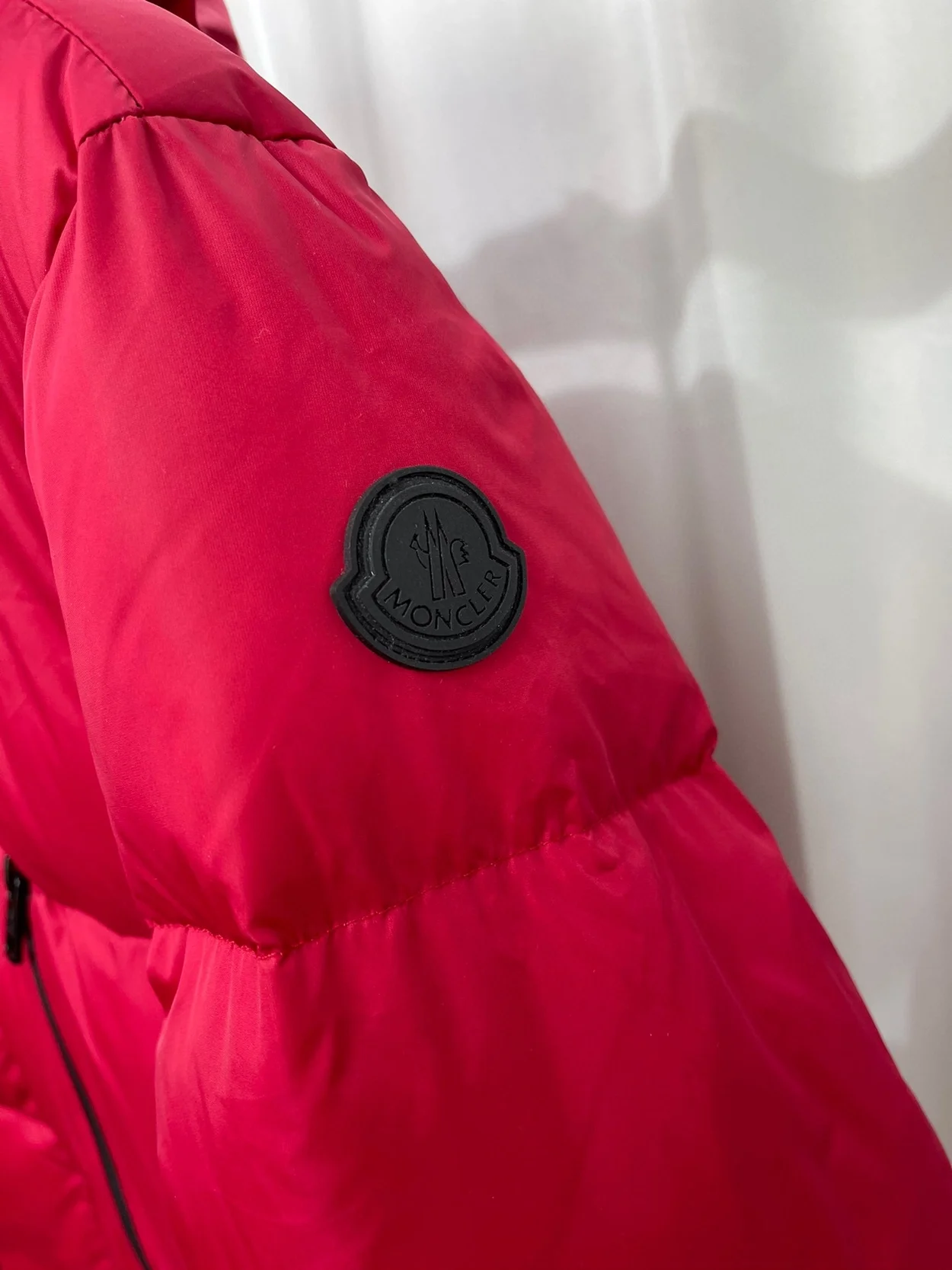 몽클레어 몬트클라 쇼트 다운 자켓 레드