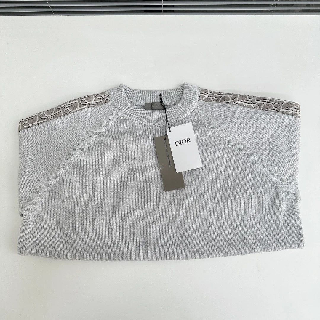 디올 오블리크 인서트 스웨터 그레이