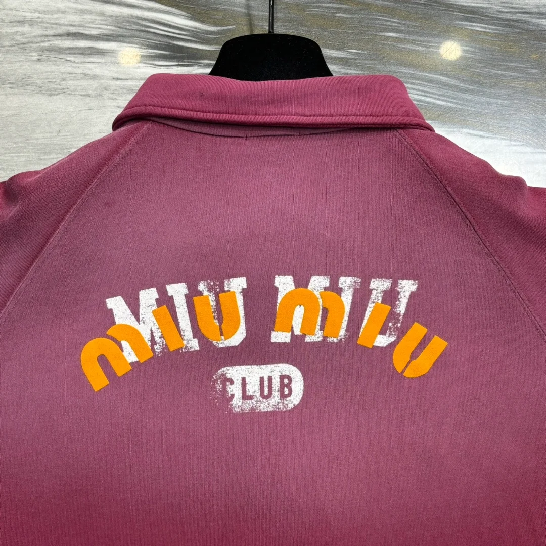 미우미우 롱 슬리브 폴로 로고