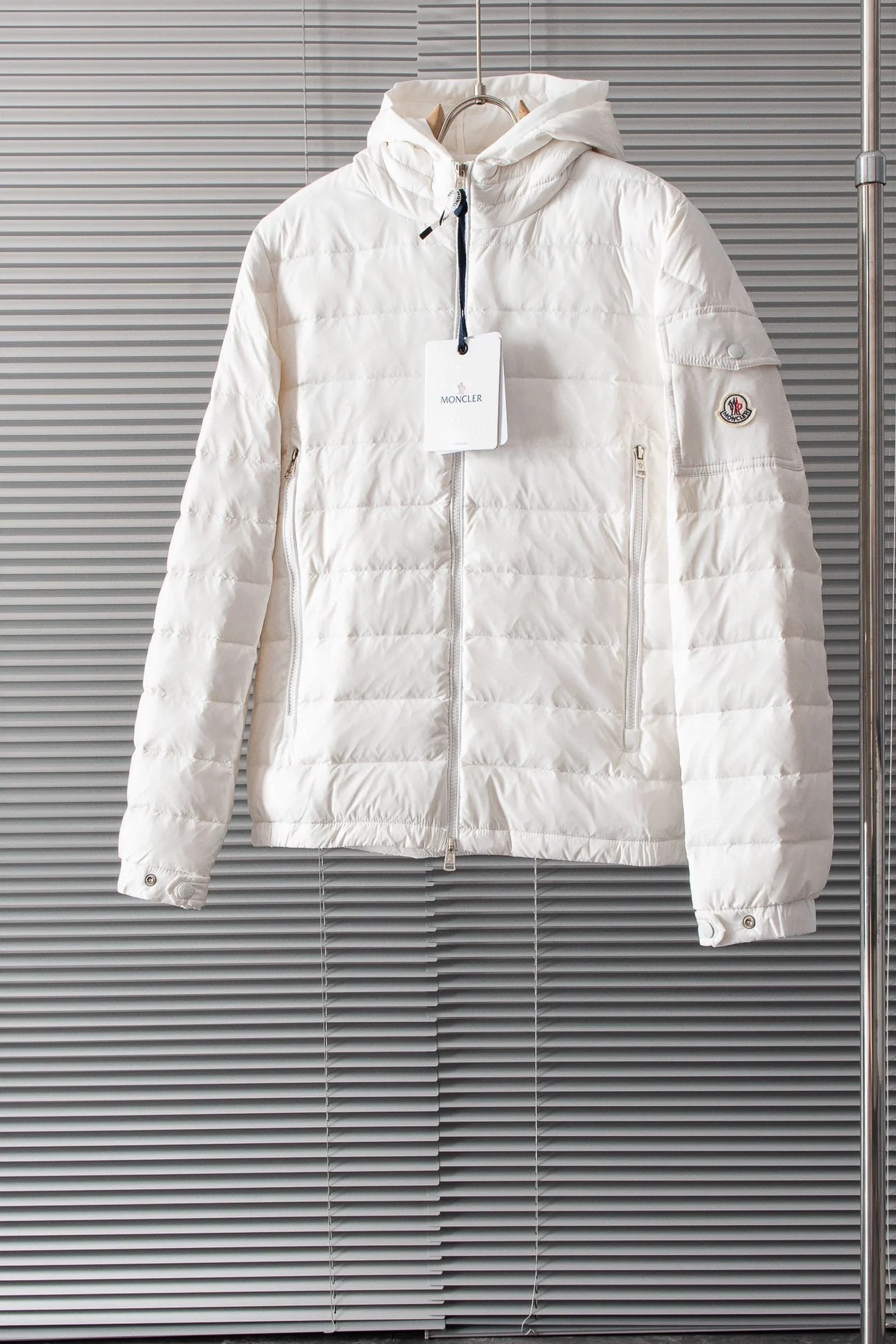 몽클레어 갈리온 쇼트 다운 재킷