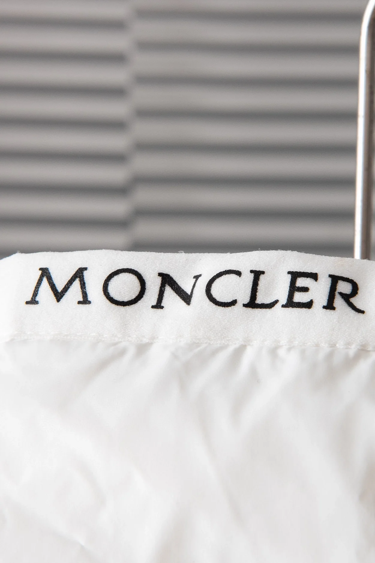 몽클레어 갈리온 쇼트 다운 재킷