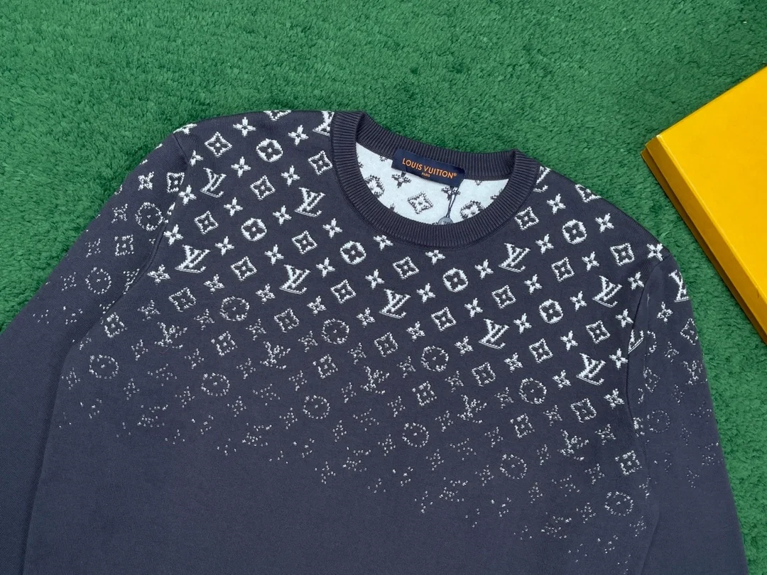루이비통 그라디언트 코튼 크루넥 맨투맨 1AFAPQ