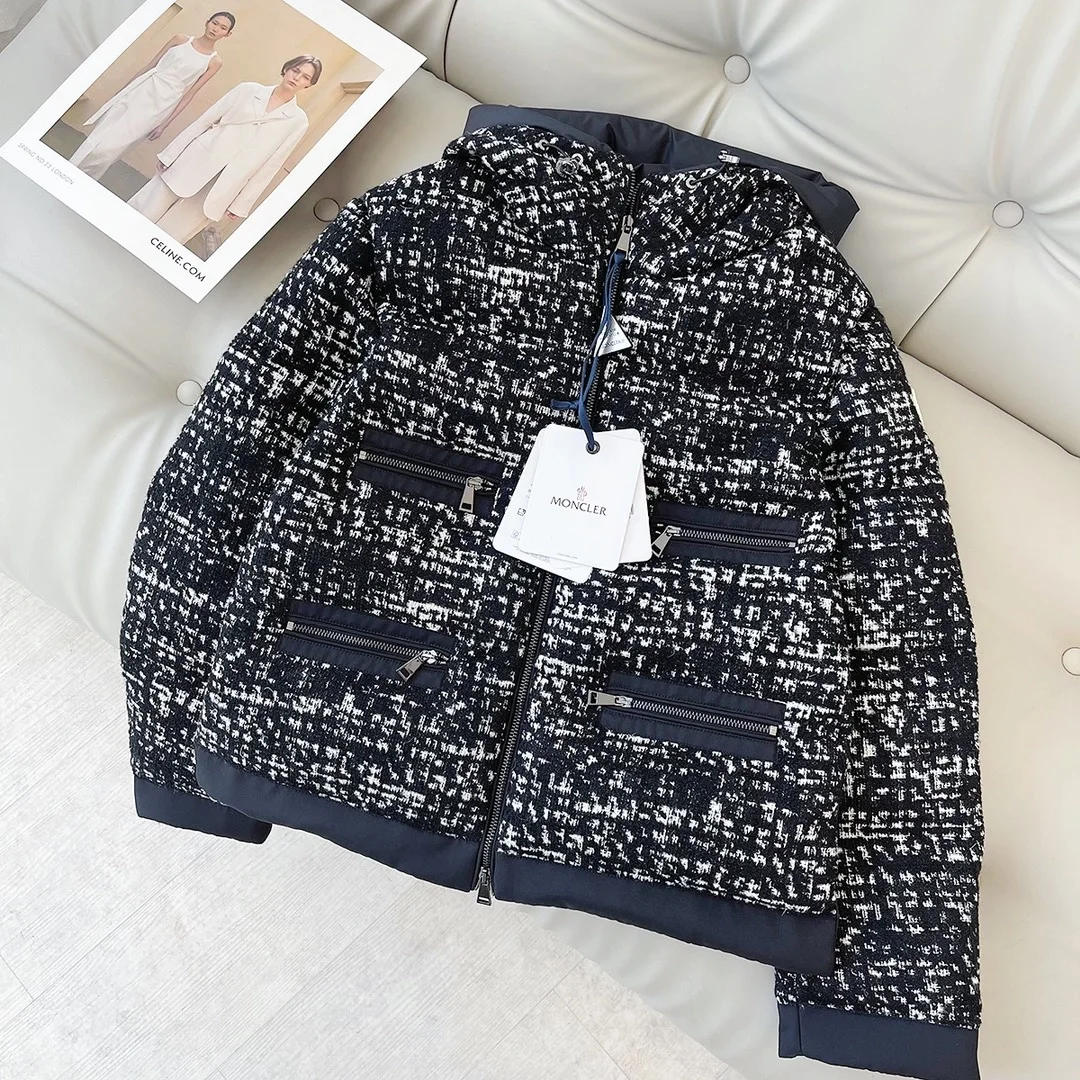 몽클레어 오렌지 쇼트 다운 자켓