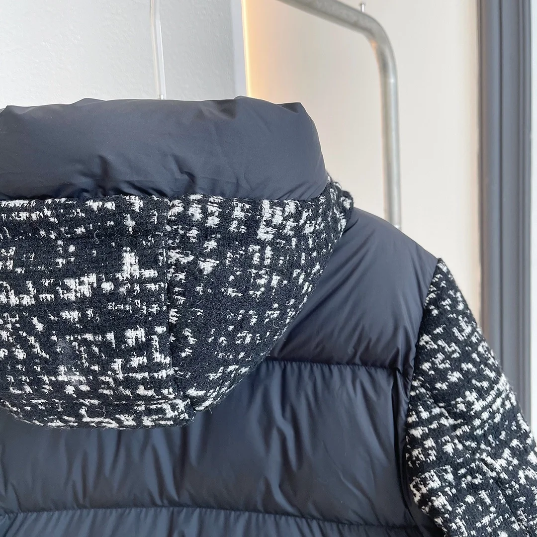 몽클레어 오렌지 쇼트 다운 자켓