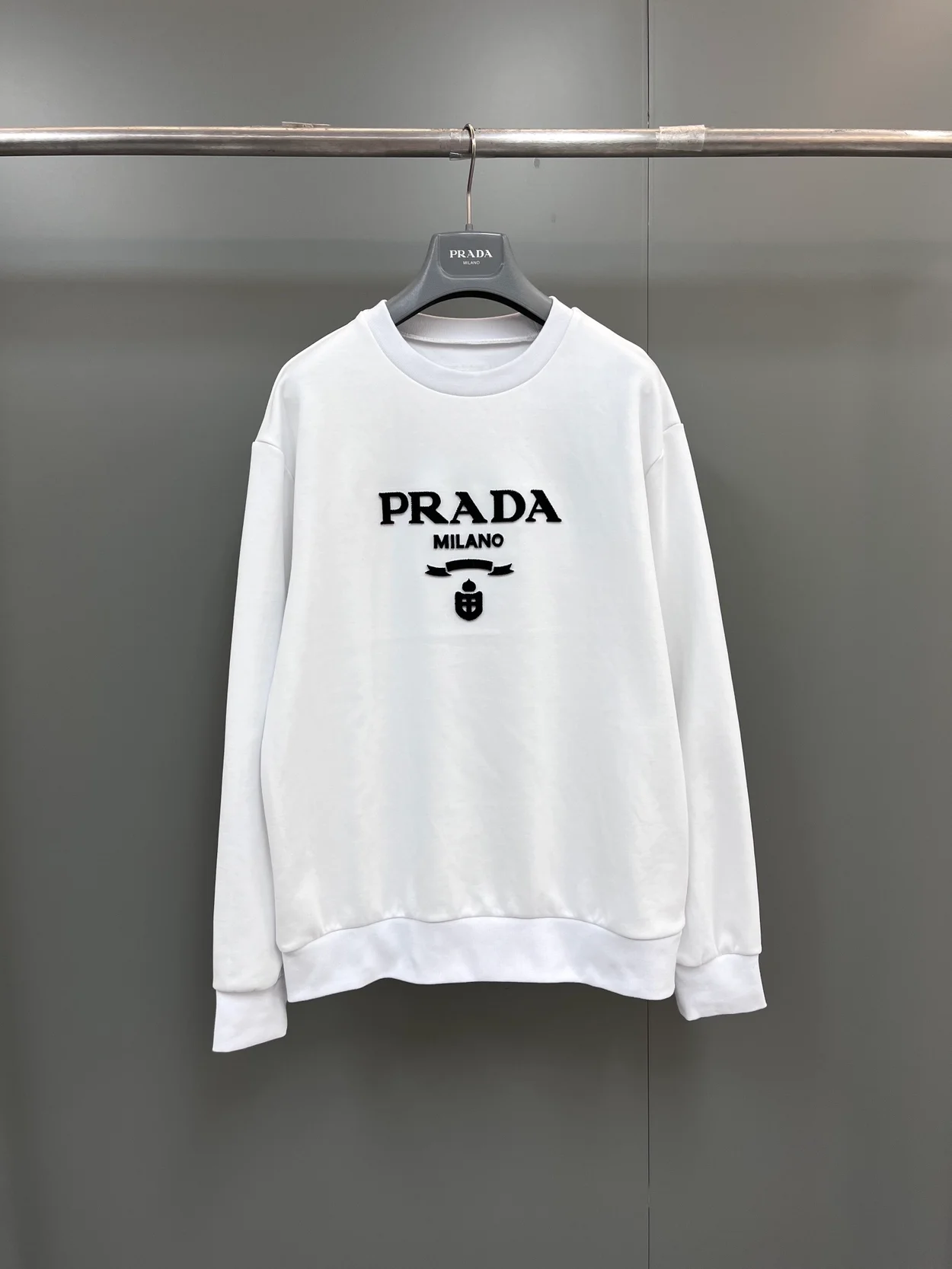 프라다 남성 테크니컬 코튼 맨투맨