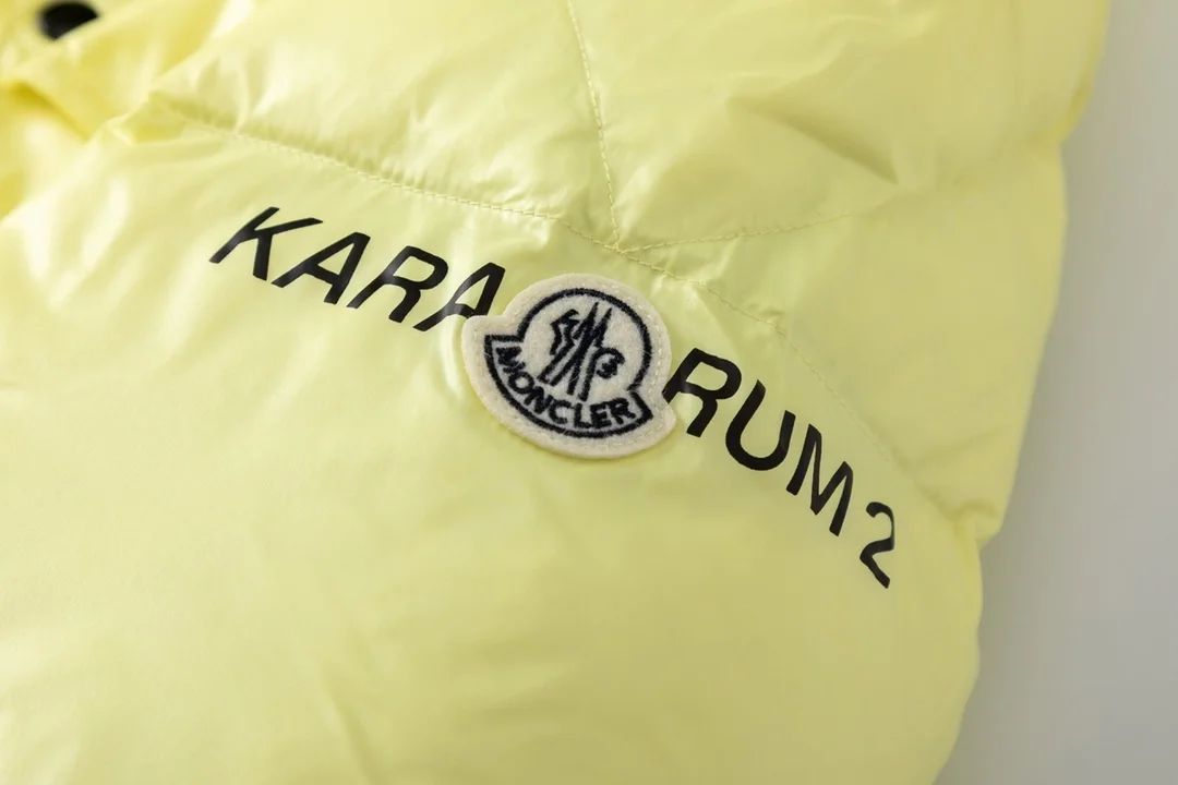 몽클레어 x 프라그먼트 안테미오크 다운 자켓 옐로우