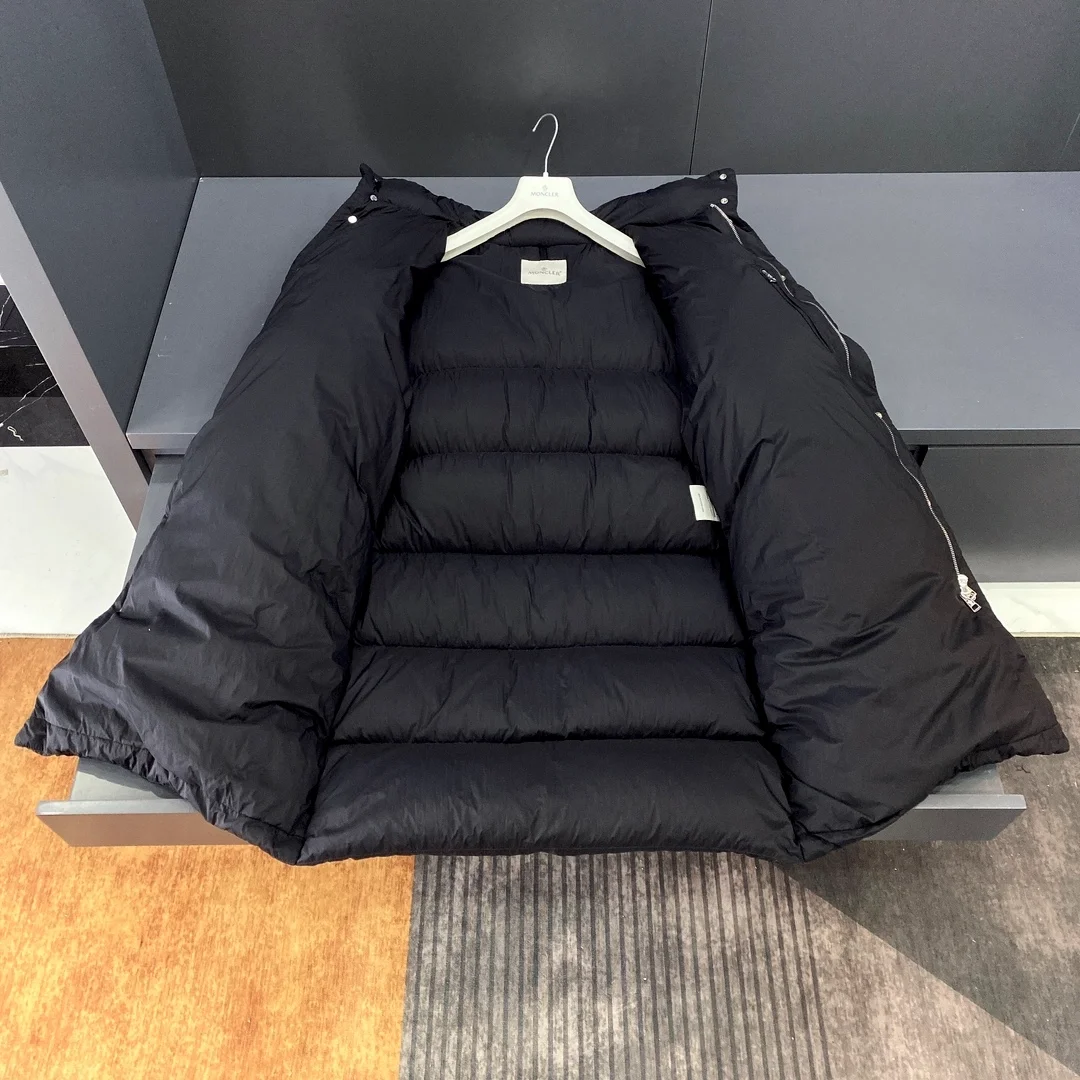 몽클레어 가이어크 다운 롱패딩