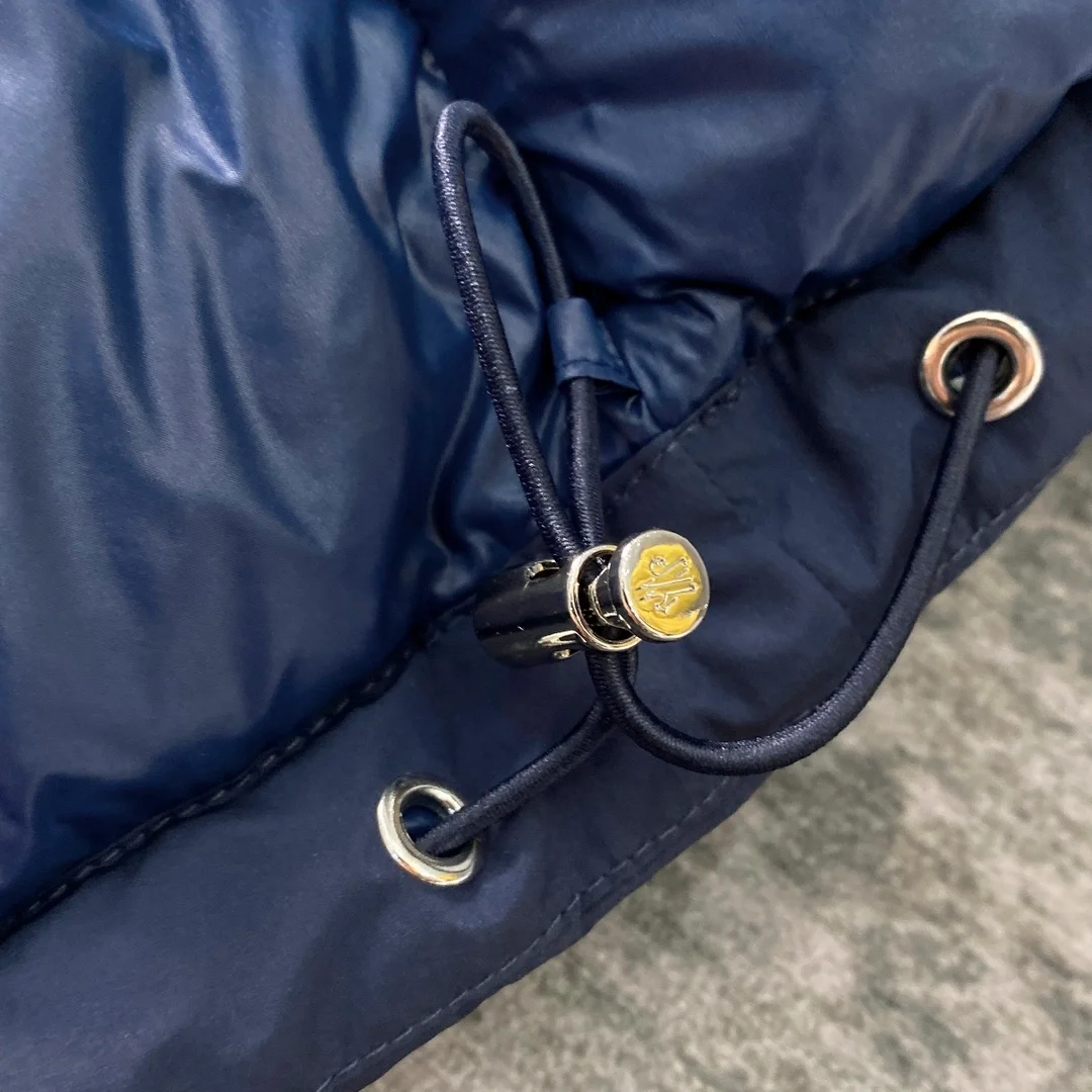 몽클레어 x jw 앤더슨 패딩