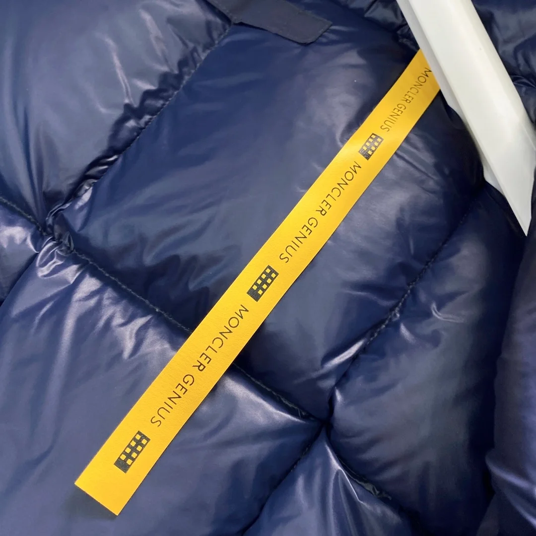 몽클레어 x jw 앤더슨 패딩