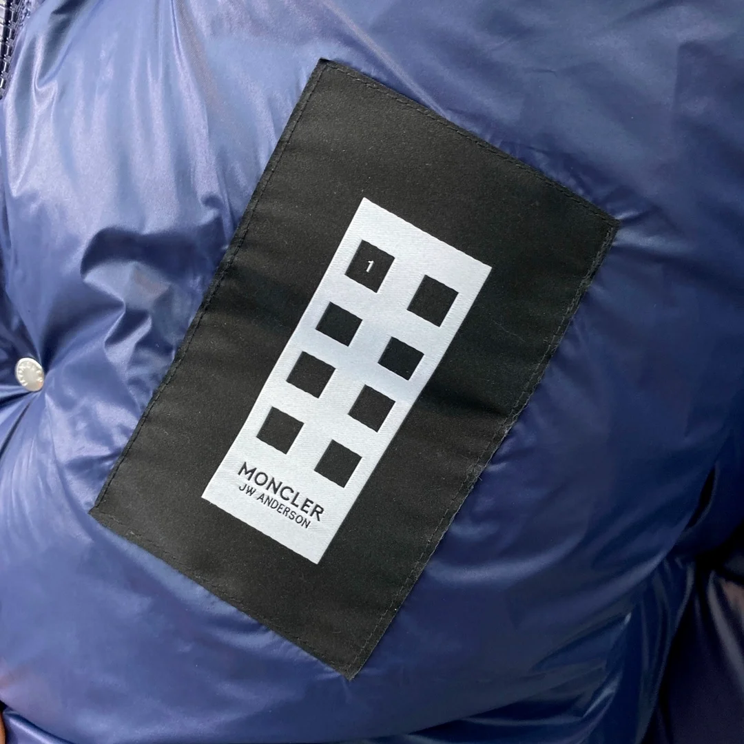 몽클레어 x jw 앤더슨 패딩
