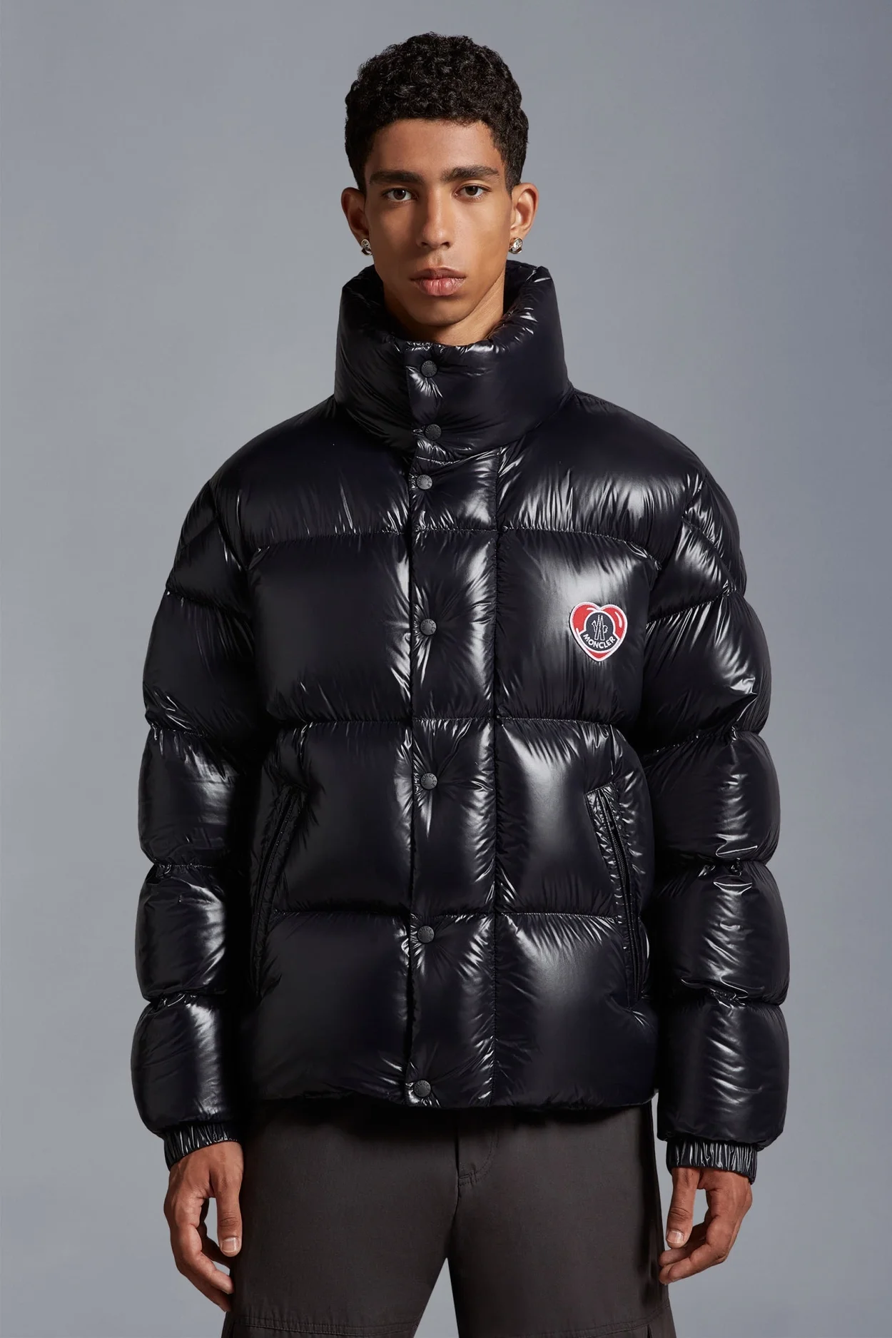 몽클레어 Misam 쇼트 다운 자켓 블랙