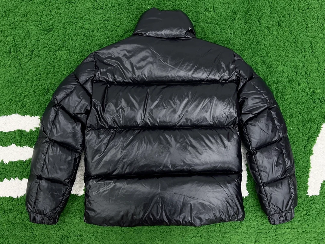 몽클레어 Misam 쇼트 다운 자켓 블랙