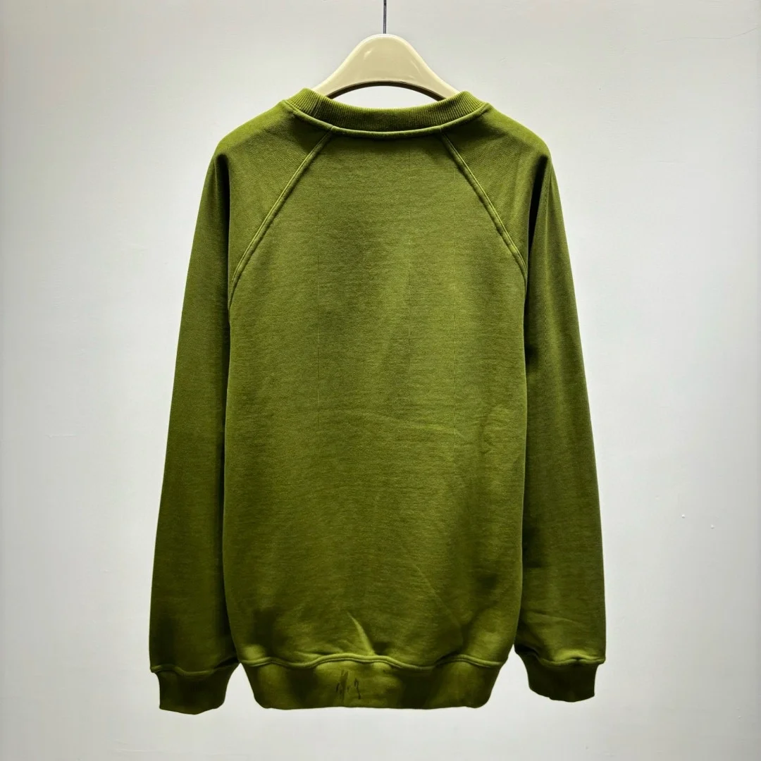 버버리 자수 로고 스웨트셔츠