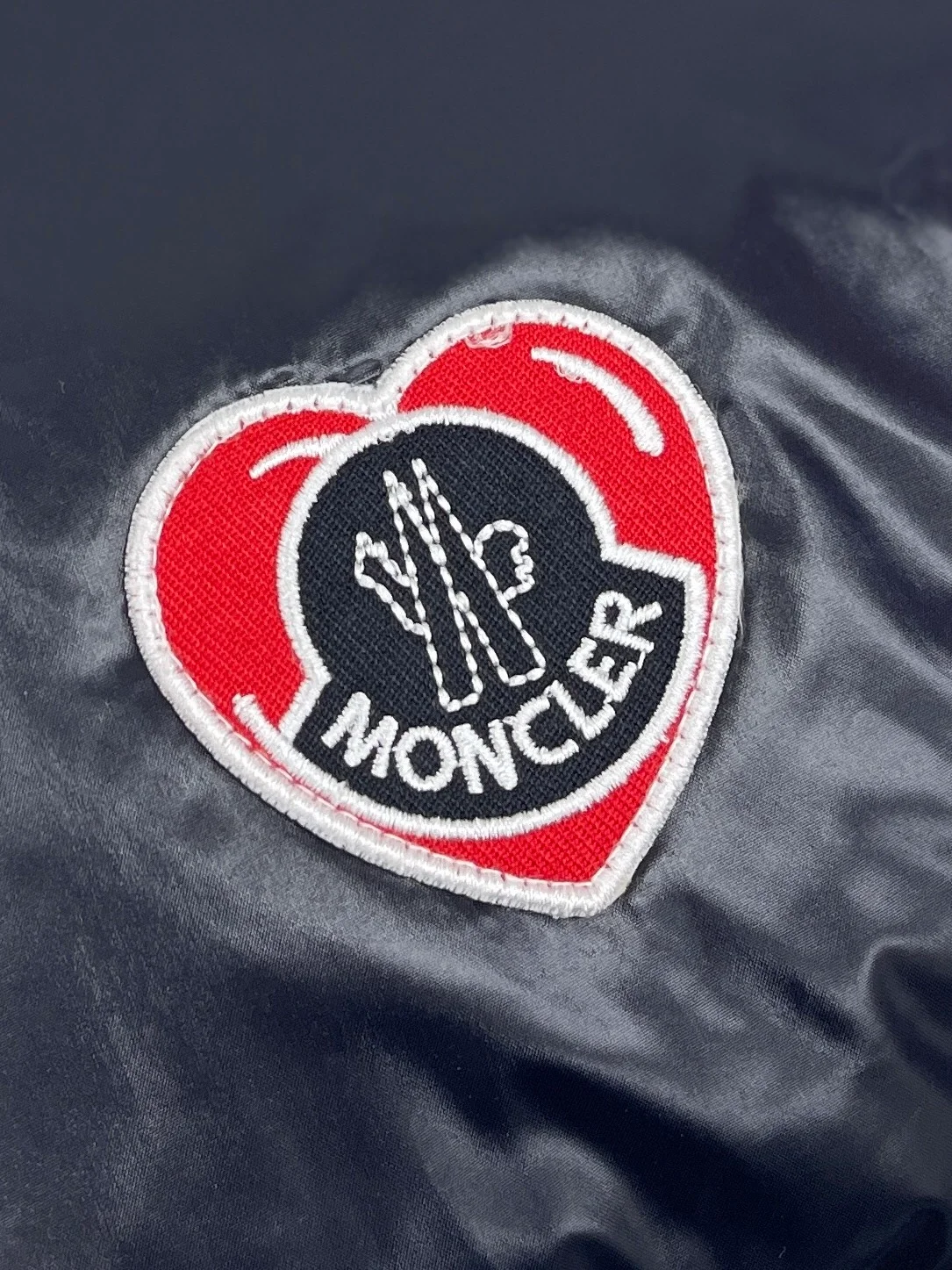 몽클레어 Misam 쇼트 다운 자켓 네이비