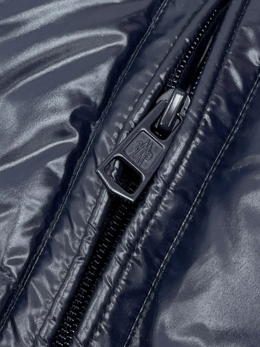 몽클레어 Misam 쇼트 다운 자켓 네이비