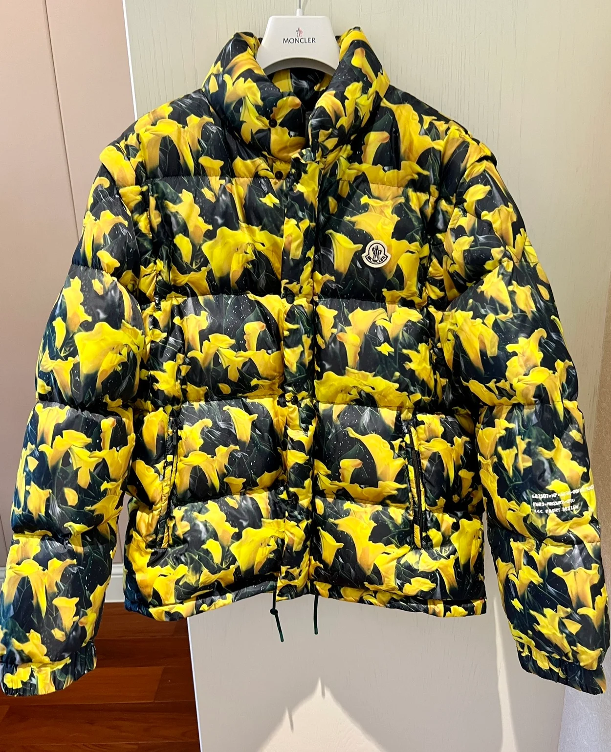 몽클레어 안세리컴 다운 자켓