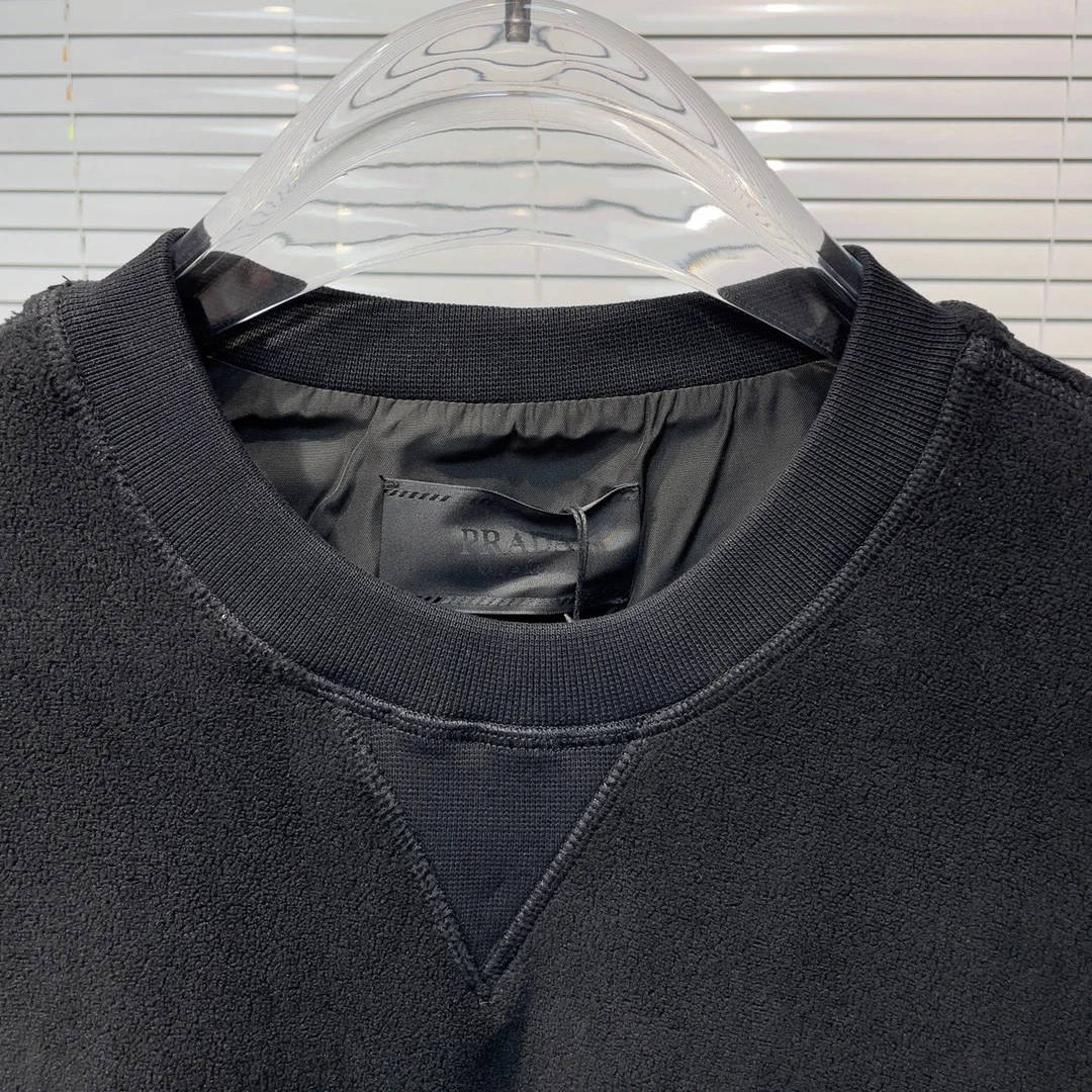 프라다 패브릭 테크니컬 스웨트 셔츠