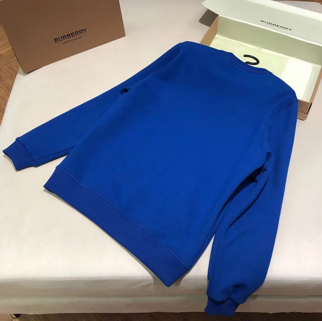 버버리 레터 그래픽 패치 스웨트셔츠