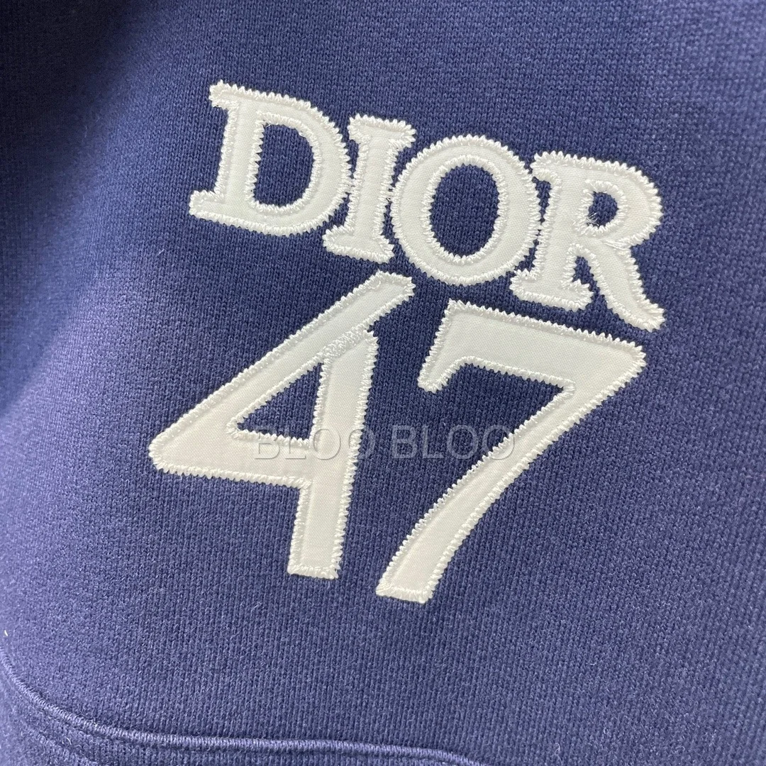 디올 레귤러 핏 스탠드 칼라 스웨터 네이비