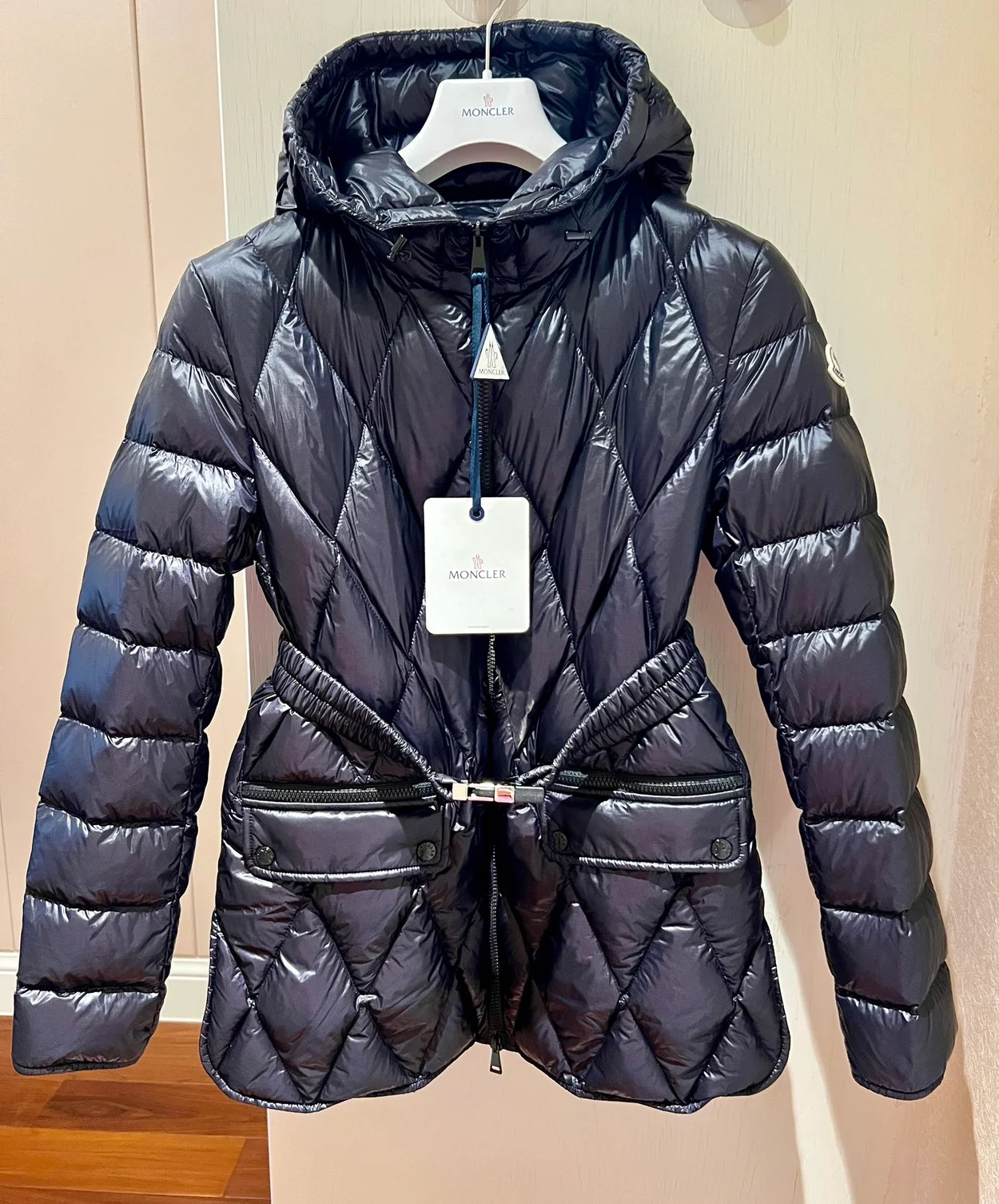 몽클레어 세리그넌 유니섹스 블랙 파카