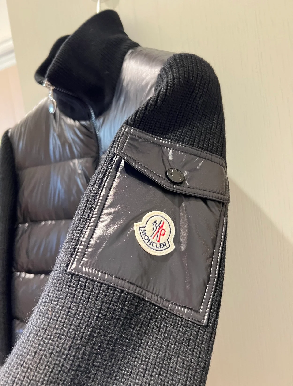 몽클레어 니트 패딩 자켓 블랙