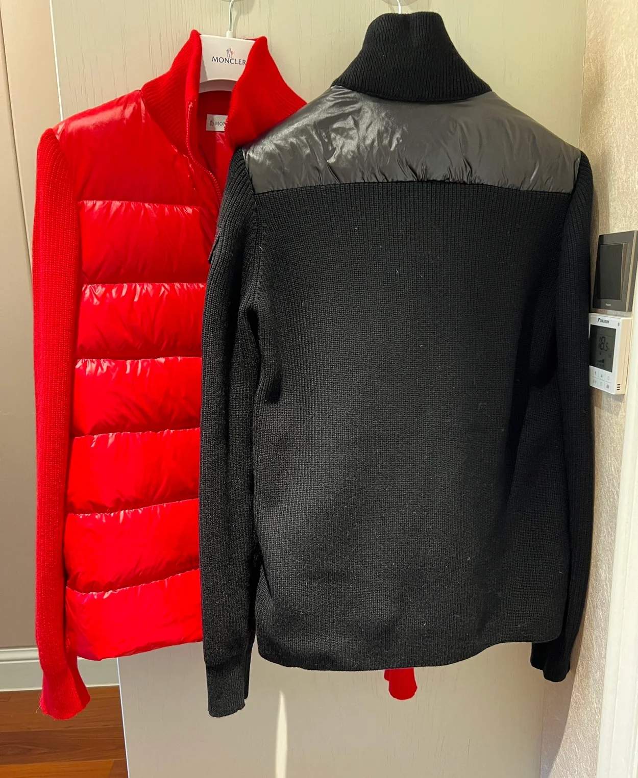 몽클레어 니트 패딩 자켓 블랙