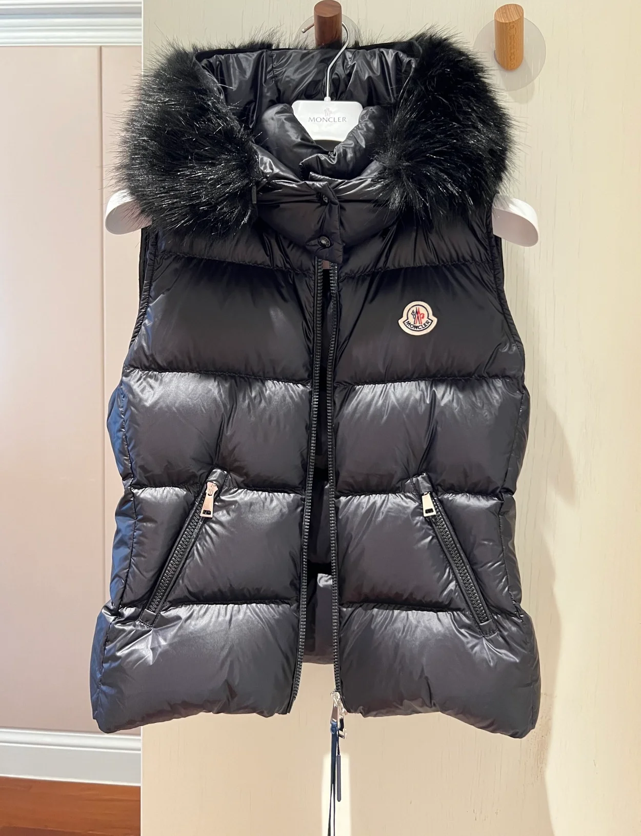 몽클레어 갈리뉴 다운 패딩 조끼 블랙