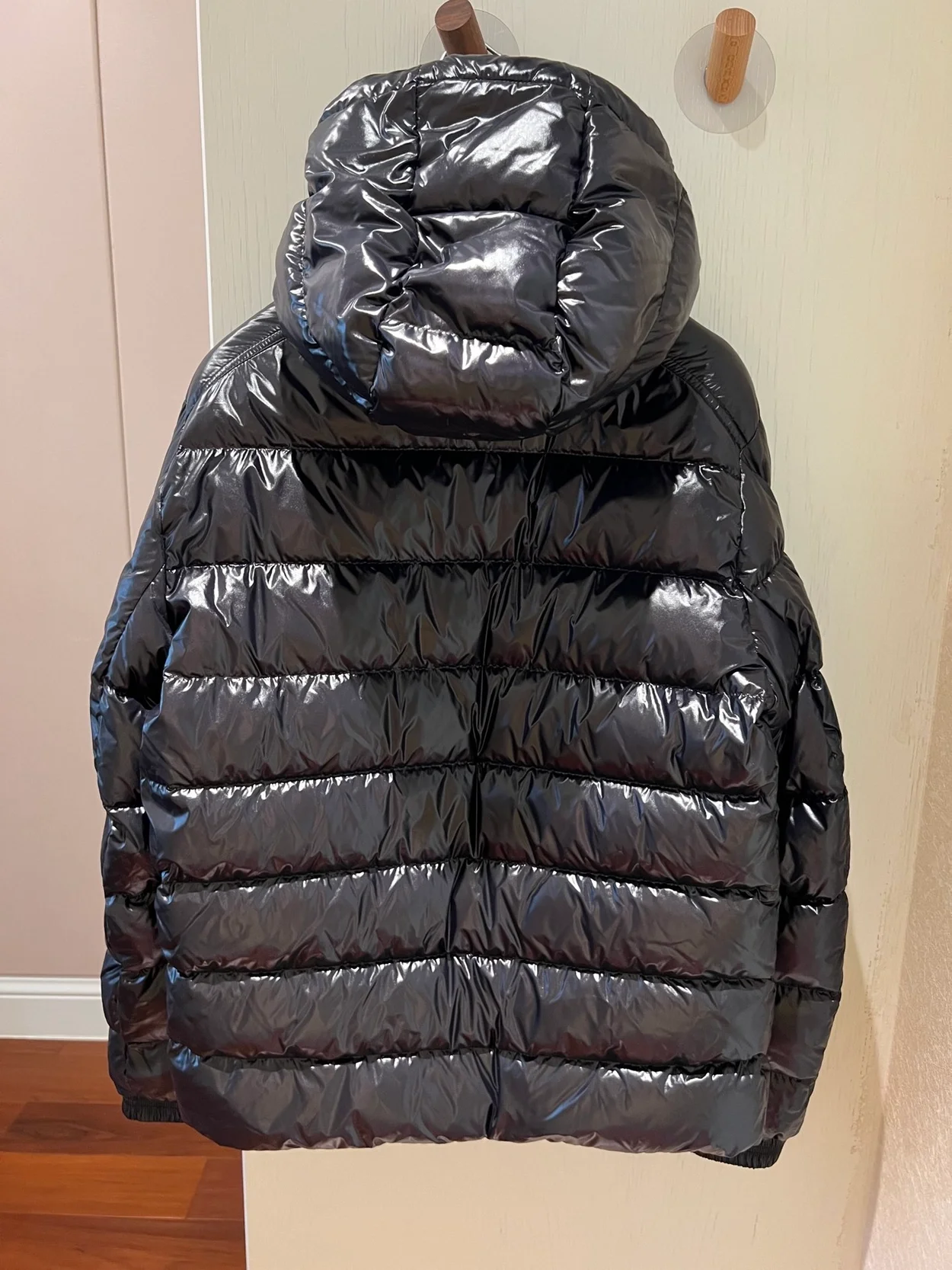 몽클레어 Saulx 다운 자켓